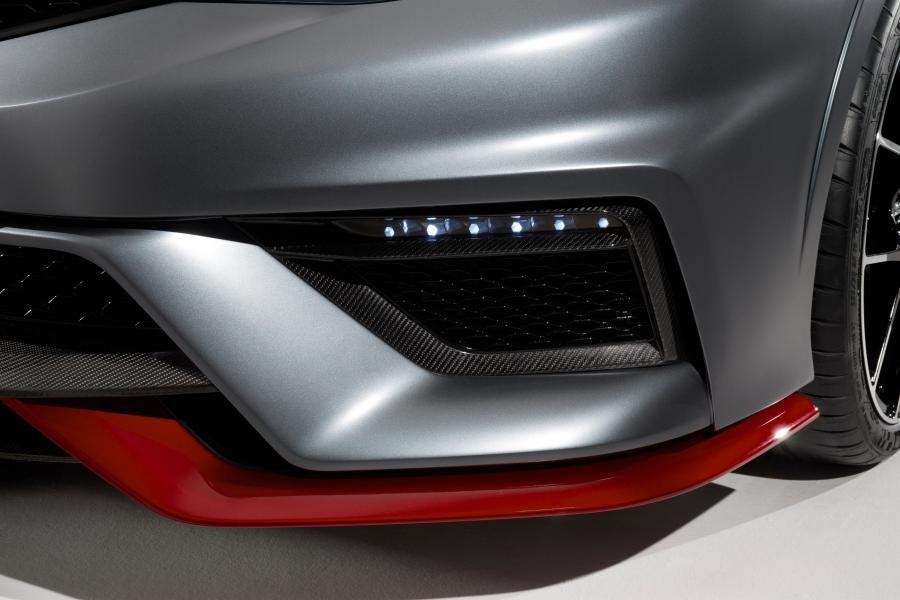  Nissan Pulsar Nismo Concept 2014 года  (фото 12 из 21)